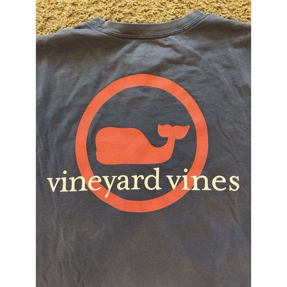 Vineyard Vines Men's Navy Long‎ Sleeve T Shirt Pink Whale Size Small - Picture 4 of 8